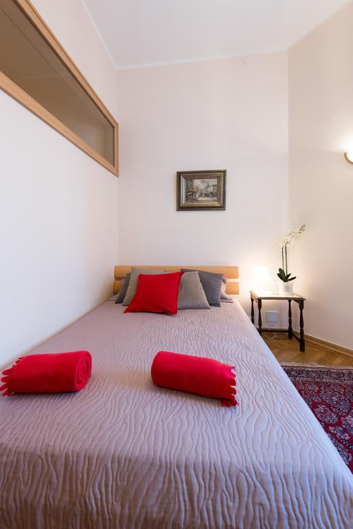 5 Bedroom Family Apartment Krakow Oda fotoğraf