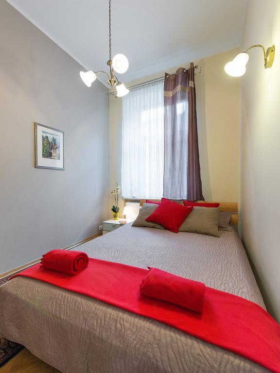 5 Bedroom Family Apartment Krakow Oda fotoğraf